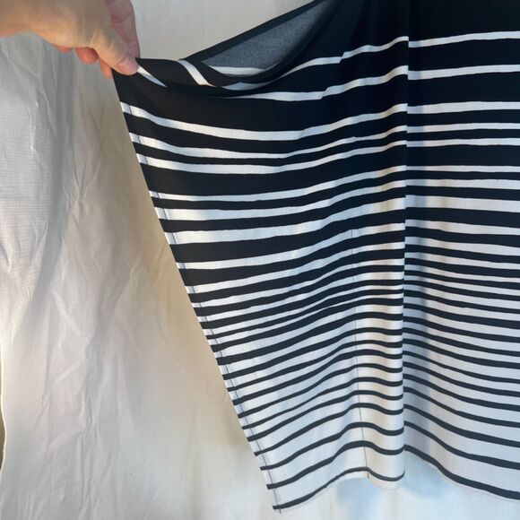 Chicos Striped Poncho Blouse Metal Tab Shoulders Size S/M Open Shoulder - Picture 5 of 10